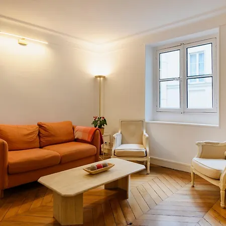 Center Rivoli Apartment *
